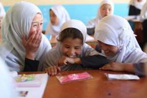 Transforming partnership for education in emergencies: UNESCO renews its response for education in Afghanistan and neighboring countries
