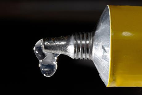 Microwaves make sustainable sticky adhesive easy to recycle